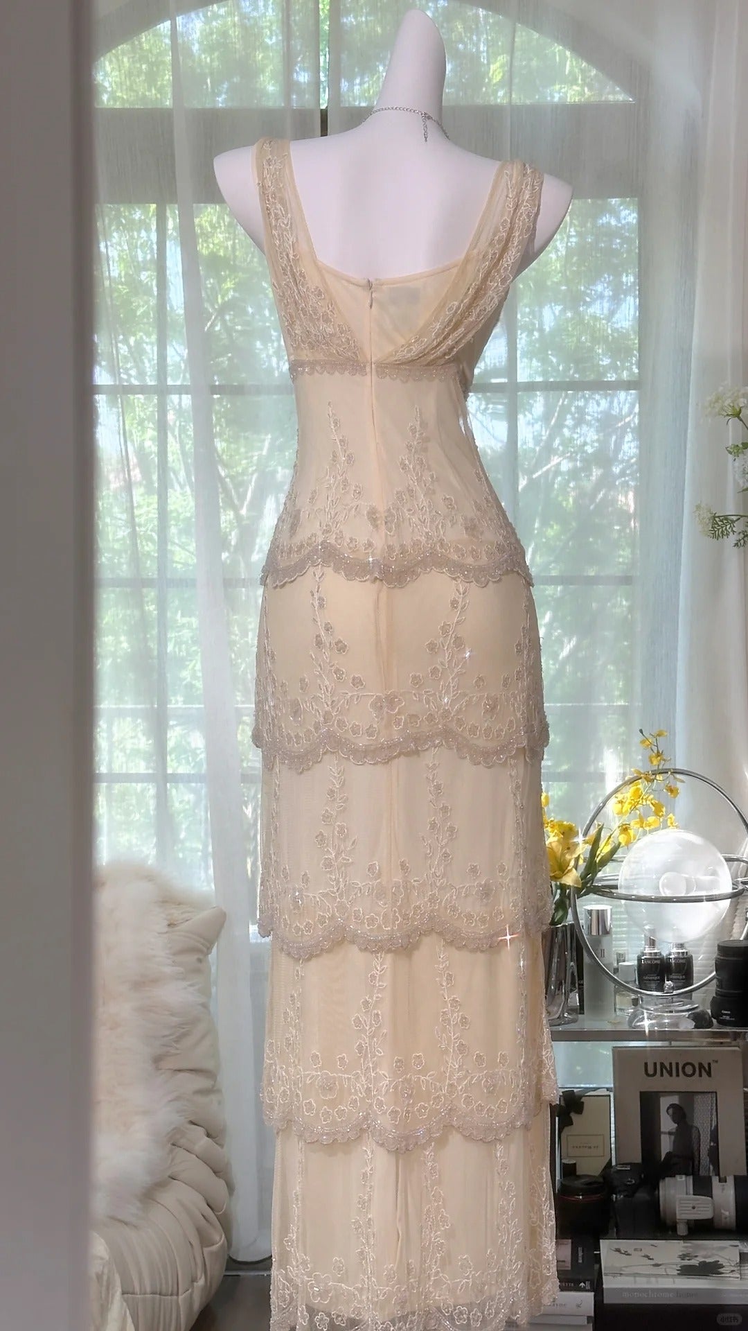 Vintage V Neck Long Prom Dress Tiered Outfit Formal