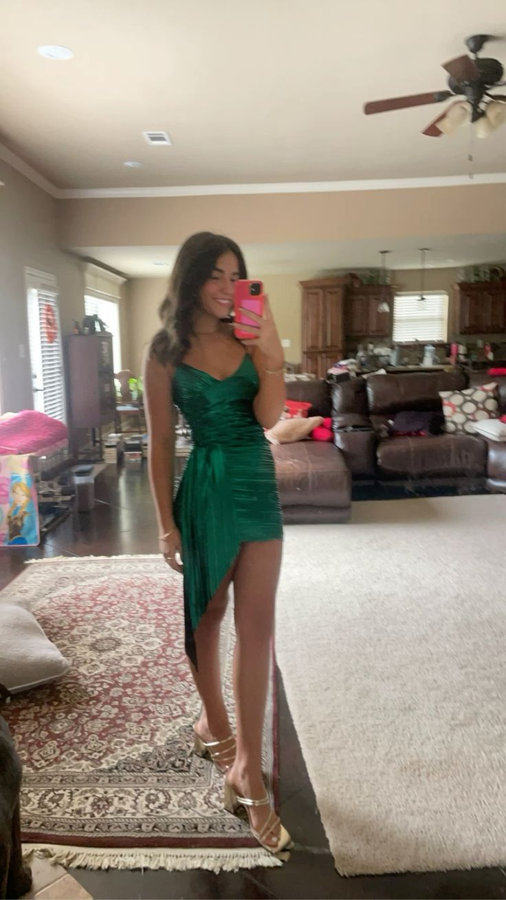 Green Sheath Mini Homecoming Dress Short Fancy Dresses