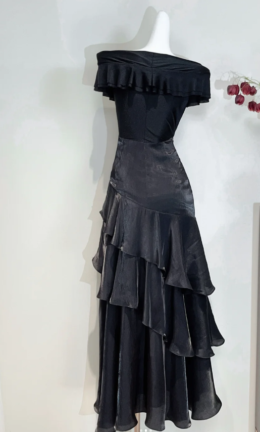 Elegant Off-Shoulder Sheath Long Prom Dresses Black Lady Dress for Special Occasion