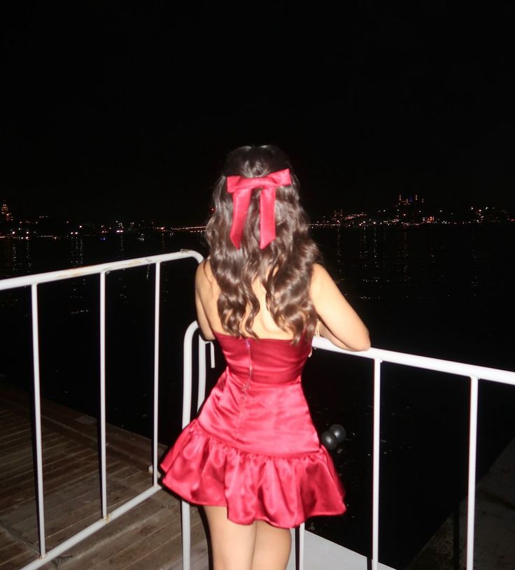 Elegant Burgundy Satin A-line Birthday Gown Short Dresses Party Night