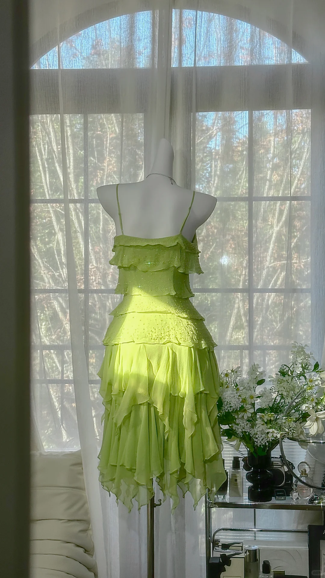 Elegant Green Short Prom Dresses Spaghetti Straps Beaded Layered Chiffon Homecoming Dresses