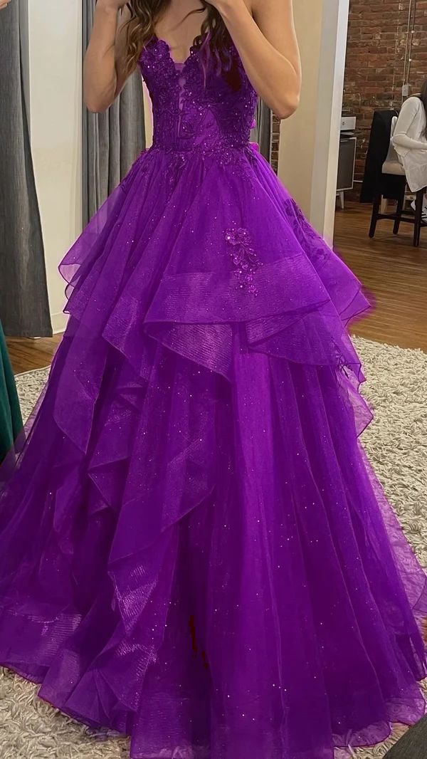 Chic Ball Gown Spaghetti Straps Burgundy Layered Prom Dress Tulle Long Evening Formal Gowns