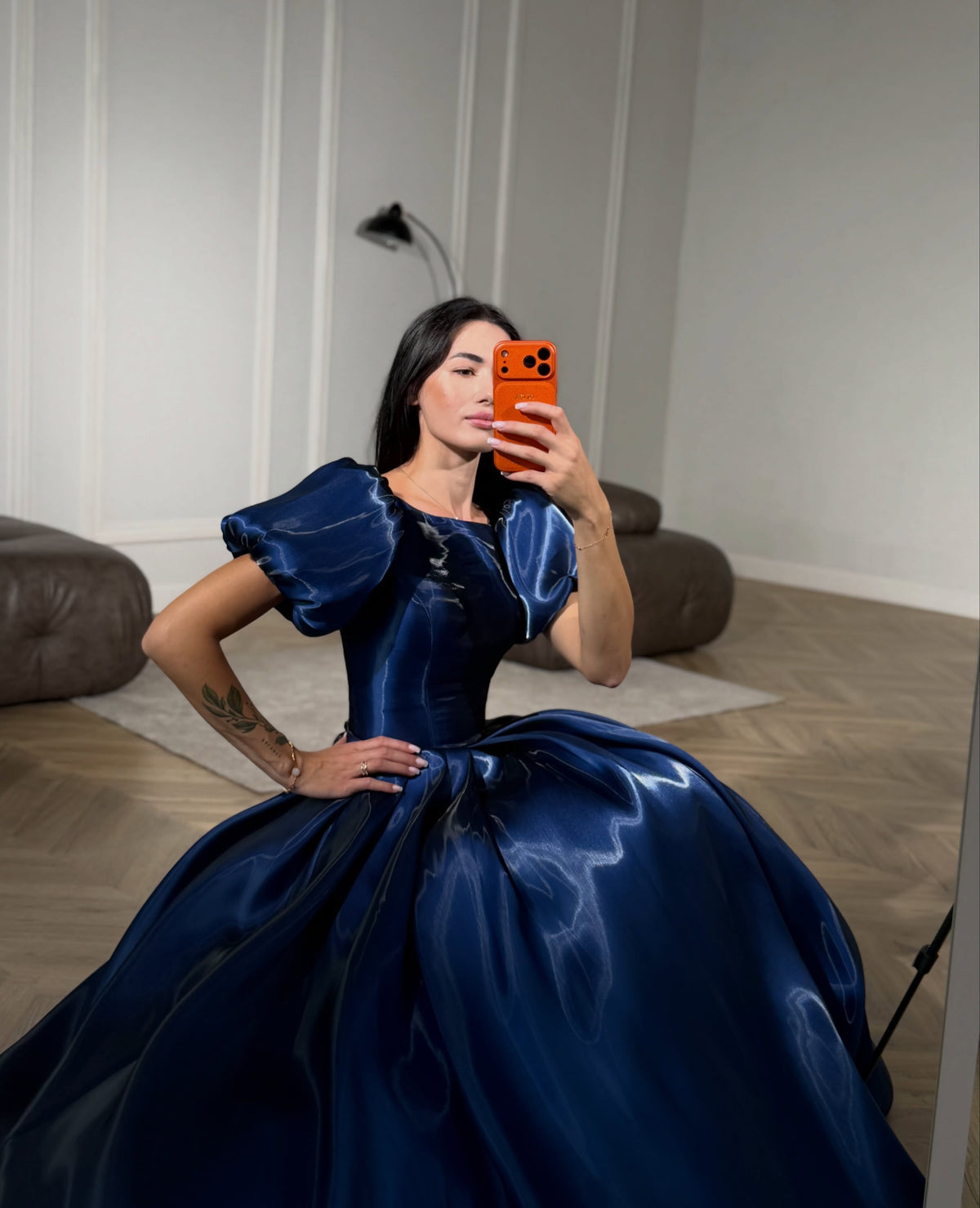 Glossy Royal Blue Evening Gown Puff Sleeves Formal Dress