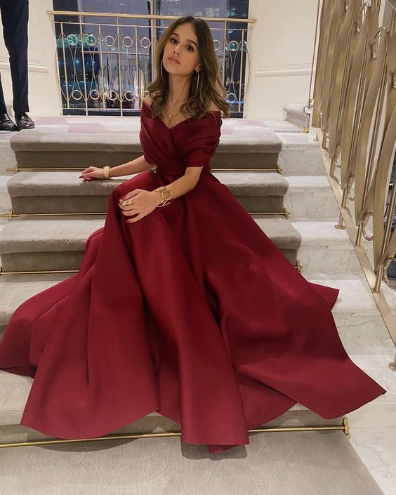 Classy Burgundy Evening Dress A Line Satin Long Wedding Guest Dresses
