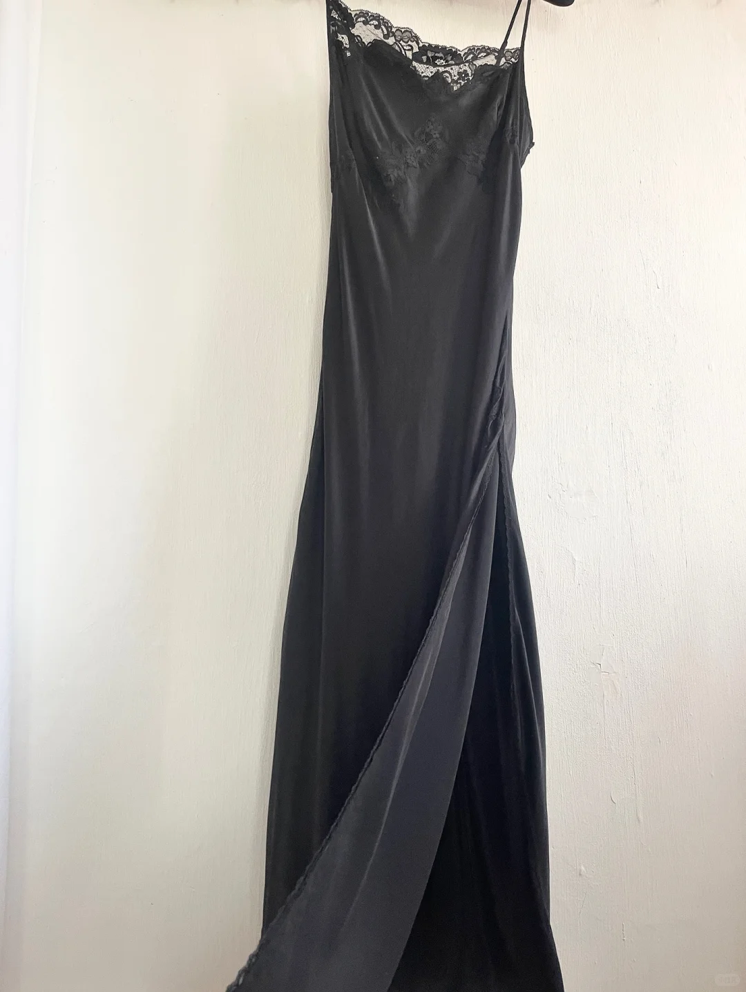 Sexy Spandex Satin Party Dresses Wedding Guest Dress with Slit