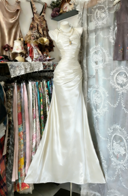 Vintage Halter Mermaid Long Prom Dresses Beaded Satin Blue Evening Dress Birthday Gown