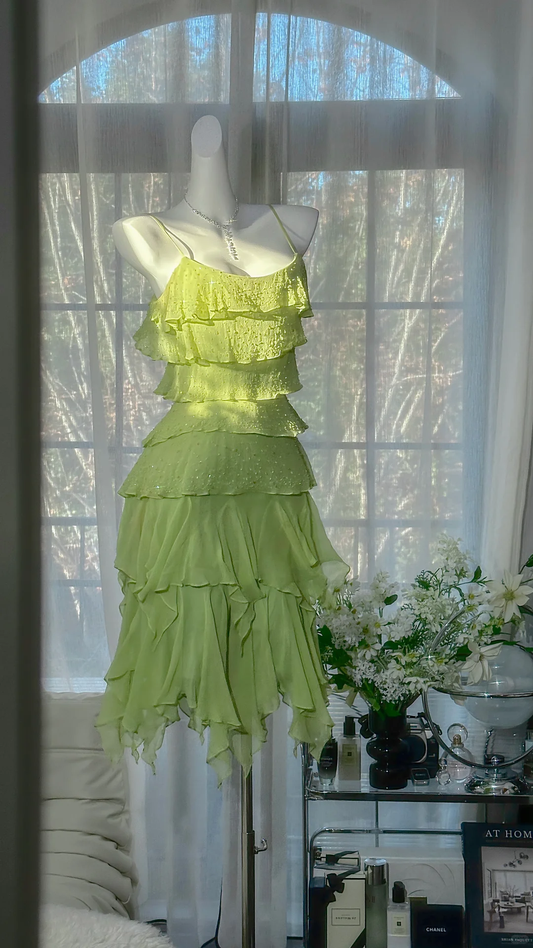 Elegant Green Short Prom Dresses Spaghetti Straps Beaded Layered Chiffon Homecoming Dresses