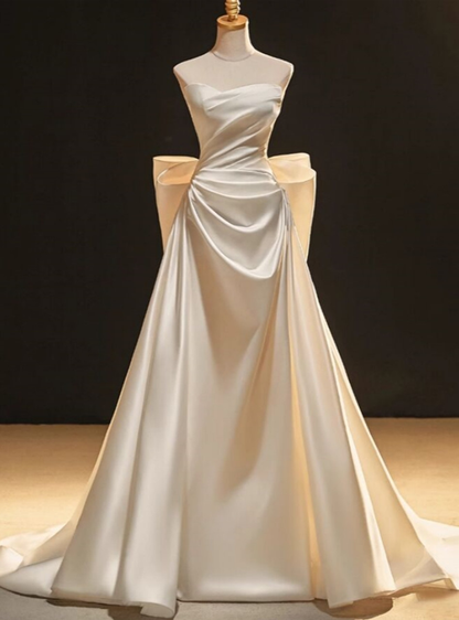 Elegant Strapless Mermaid Satin Wedding Dress with Bow