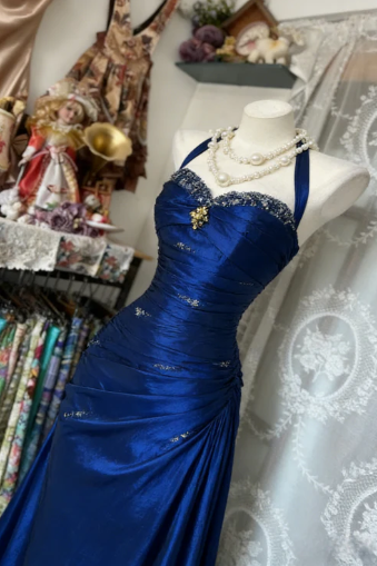 Vintage Halter Mermaid Long Prom Dresses Beaded Satin Blue Evening Dress Birthday Gown