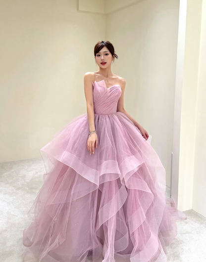Sweetly Ball Gown Strapless Ball Dresses Ruffle Black Tulle Prom Dress