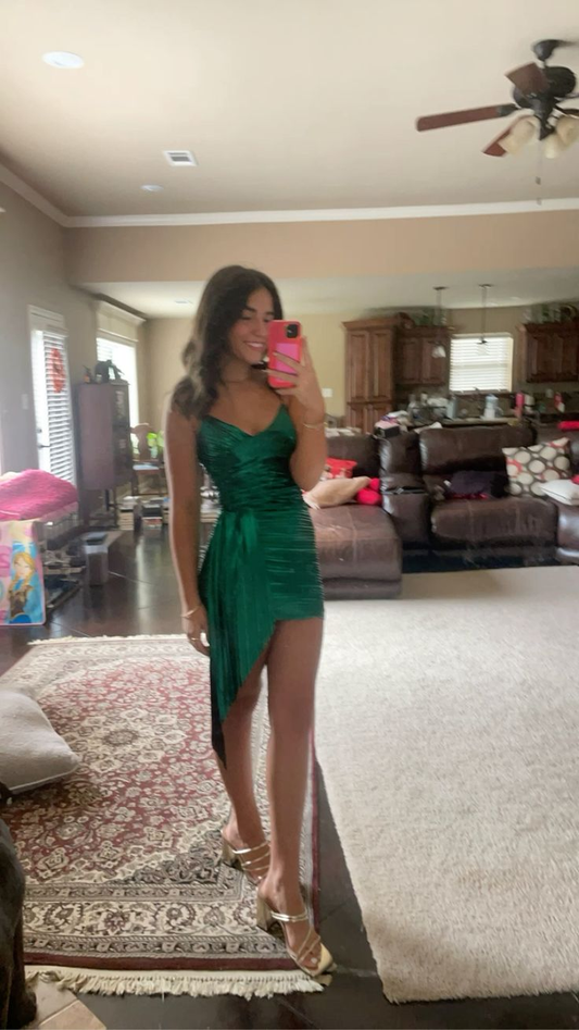 Green Sheath Mini Homecoming Dress Short Fancy Dresses