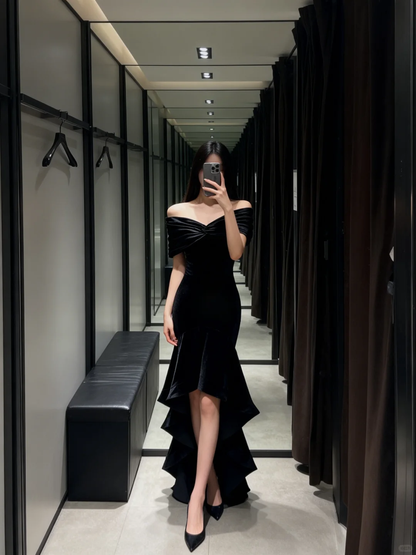 Sexy Mermaid Event Dresses Elegant Off the Shoulder Black Ruffle Velvet Long Prom Dress