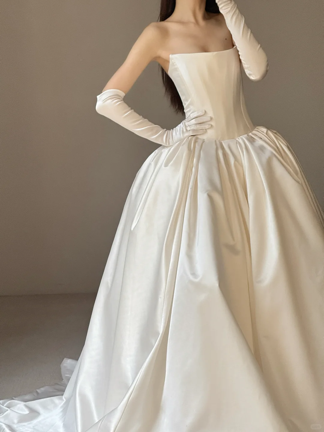 Beautiful Ball Gown Strapless White Satin Long Wedding Dress