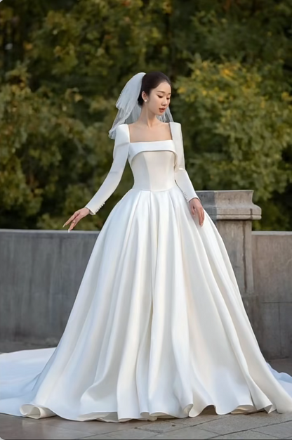 Elegant Square Neck A-Line Long Wedding Dresses Satin White Bridal Gowns Long Sleeves