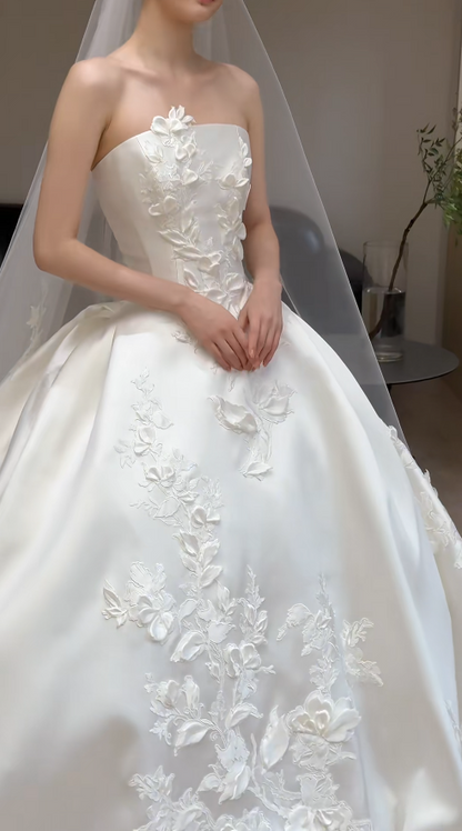 Luxury Strapless Ball Gown Long Wedding Dresses Satin Princess Bridal Gowns