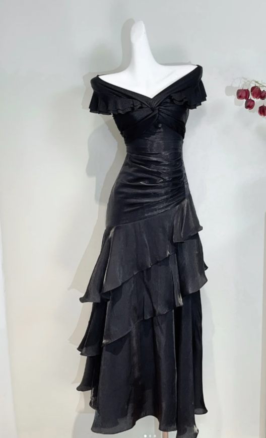 Elegant Off-Shoulder Sheath Long Prom Dresses Black Lady Dress for Special Occasion