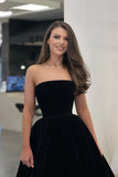 Classic Strapless A-Line Knee Length Cocktail Homecoming Dress