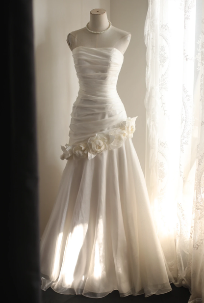Ruched Bodice Mermaid Long Wedding Dress Cascading Floral Applique Formal Dresses