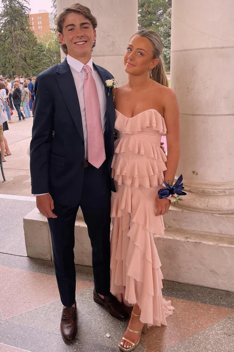 Elegant Ruffles Strapless Sleeveless Layered Long Prom Outfit Open Back