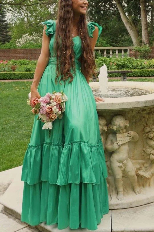 Cute Green A-Line V-Neck Prom Dress Layered Lady Dress for Special Occasion