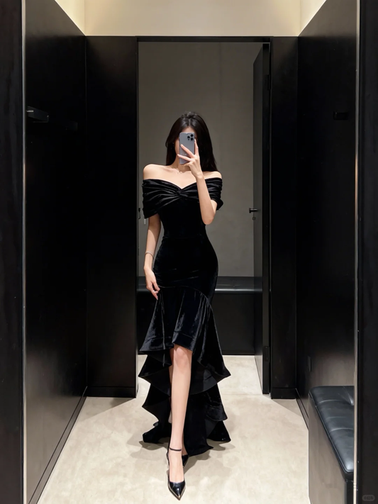 Sexy Mermaid Event Dresses Elegant Off the Shoulder Black Ruffle Velvet Long Prom Dress