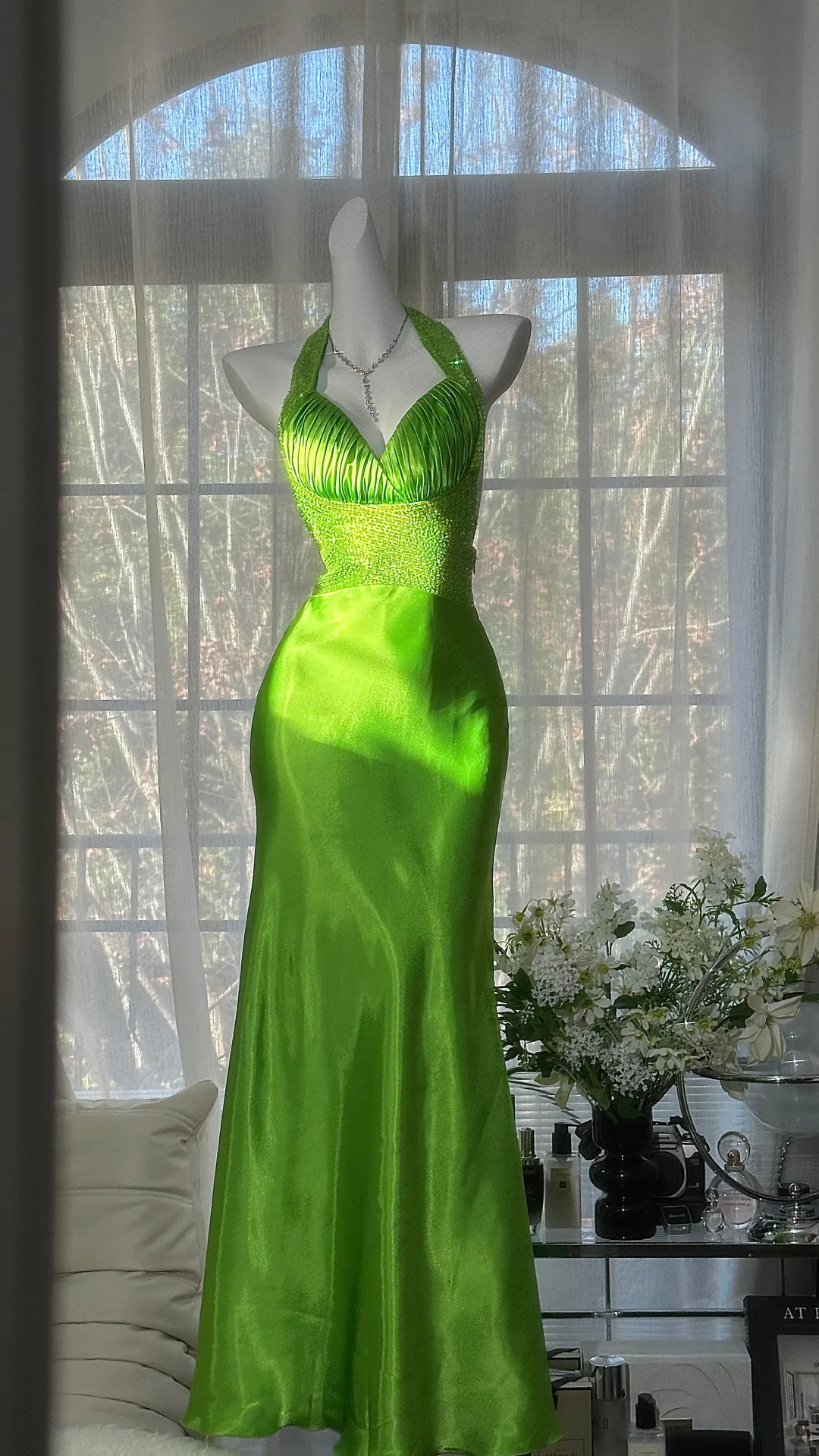 Vintage Mermaid Halter Beaded Wedding Party Dress Green Satin Open Back Long Prom Dresses