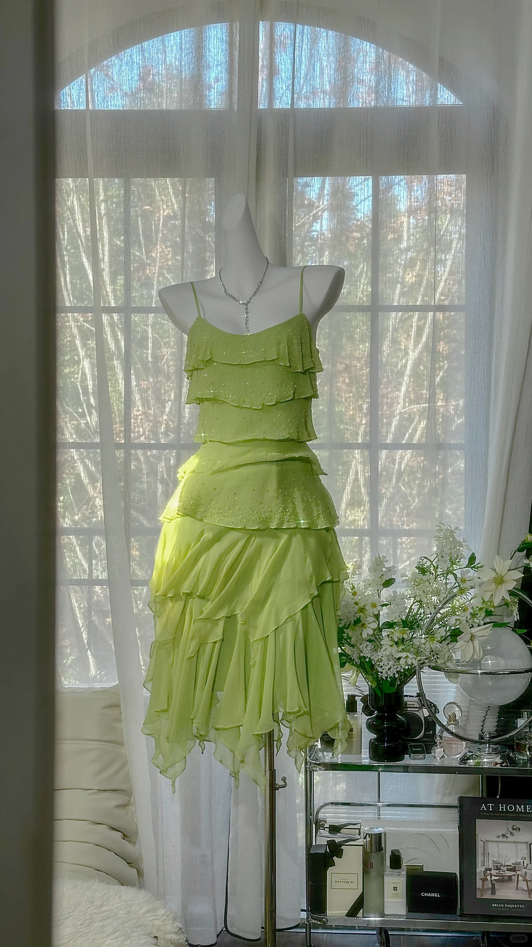 Elegant Green Short Prom Dresses Spaghetti Straps Beaded Layered Chiffon Homecoming Dresses