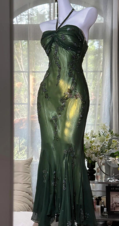 Vintage Green Mermaid Formal Evening Gown Halter Beaded Prom Dresses