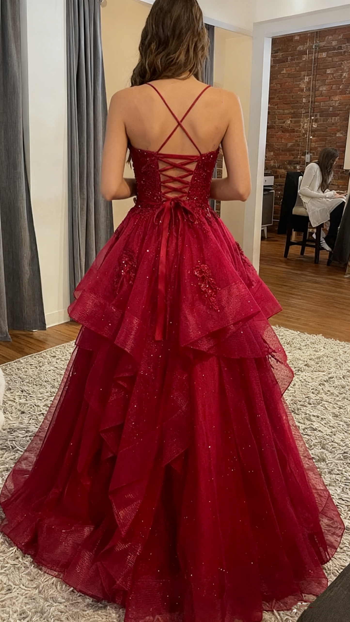 Chic Ball Gown Spaghetti Straps Burgundy Layered Prom Dress Tulle Long Evening Formal Gowns