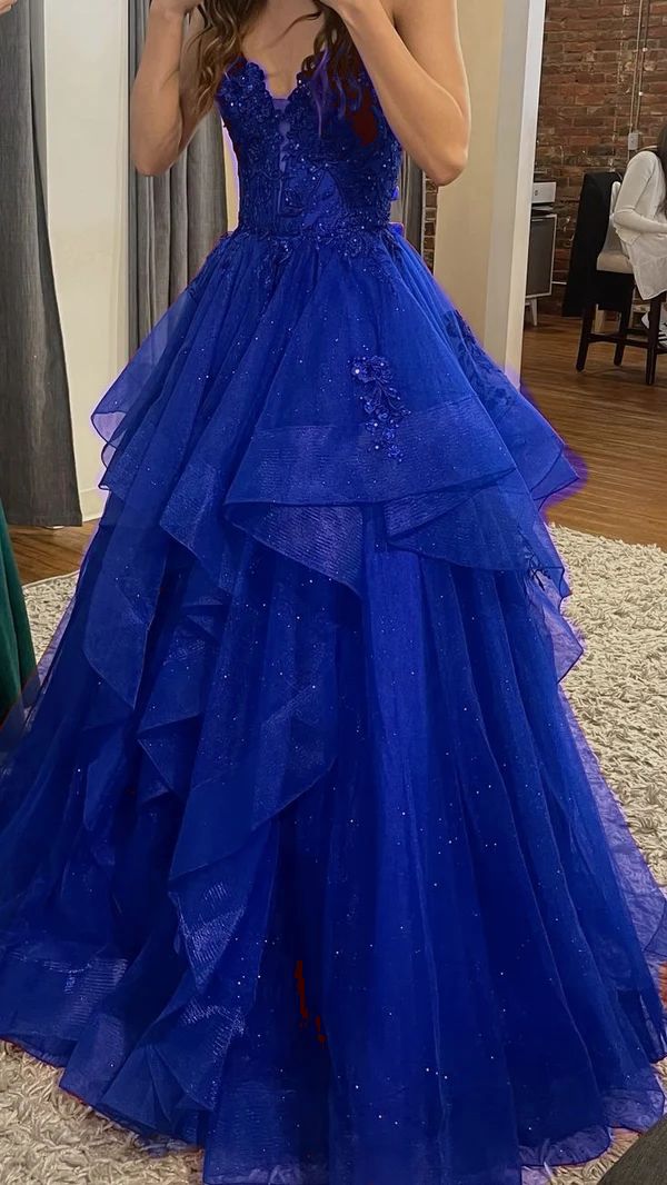 Chic Ball Gown Spaghetti Straps Burgundy Layered Prom Dress Tulle Long Evening Formal Gowns