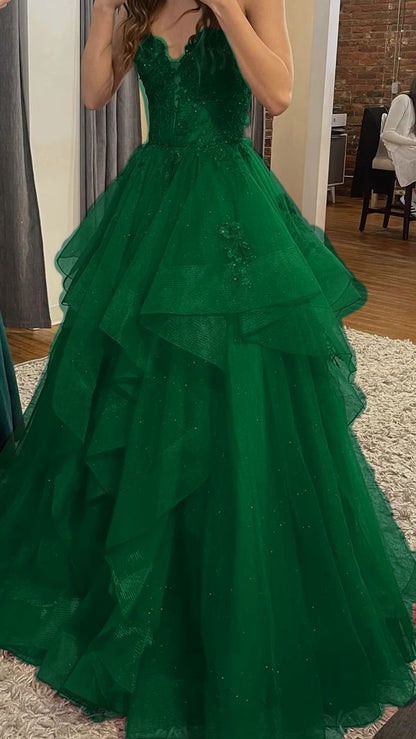 Chic Ball Gown Spaghetti Straps Burgundy Layered Prom Dress Tulle Long Evening Formal Gowns