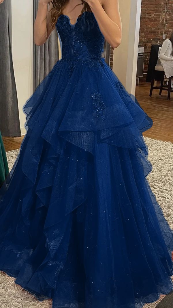 Chic Ball Gown Spaghetti Straps Burgundy Layered Prom Dress Tulle Long Evening Formal Gowns