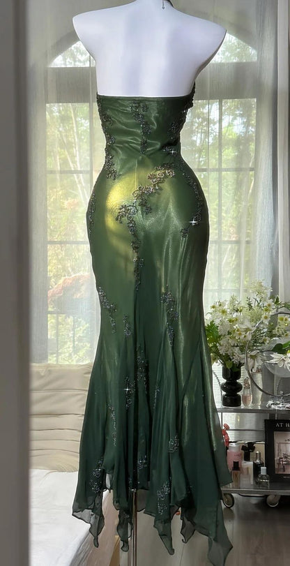 Vintage Green Mermaid Formal Evening Gown Halter Beaded Prom Dresses