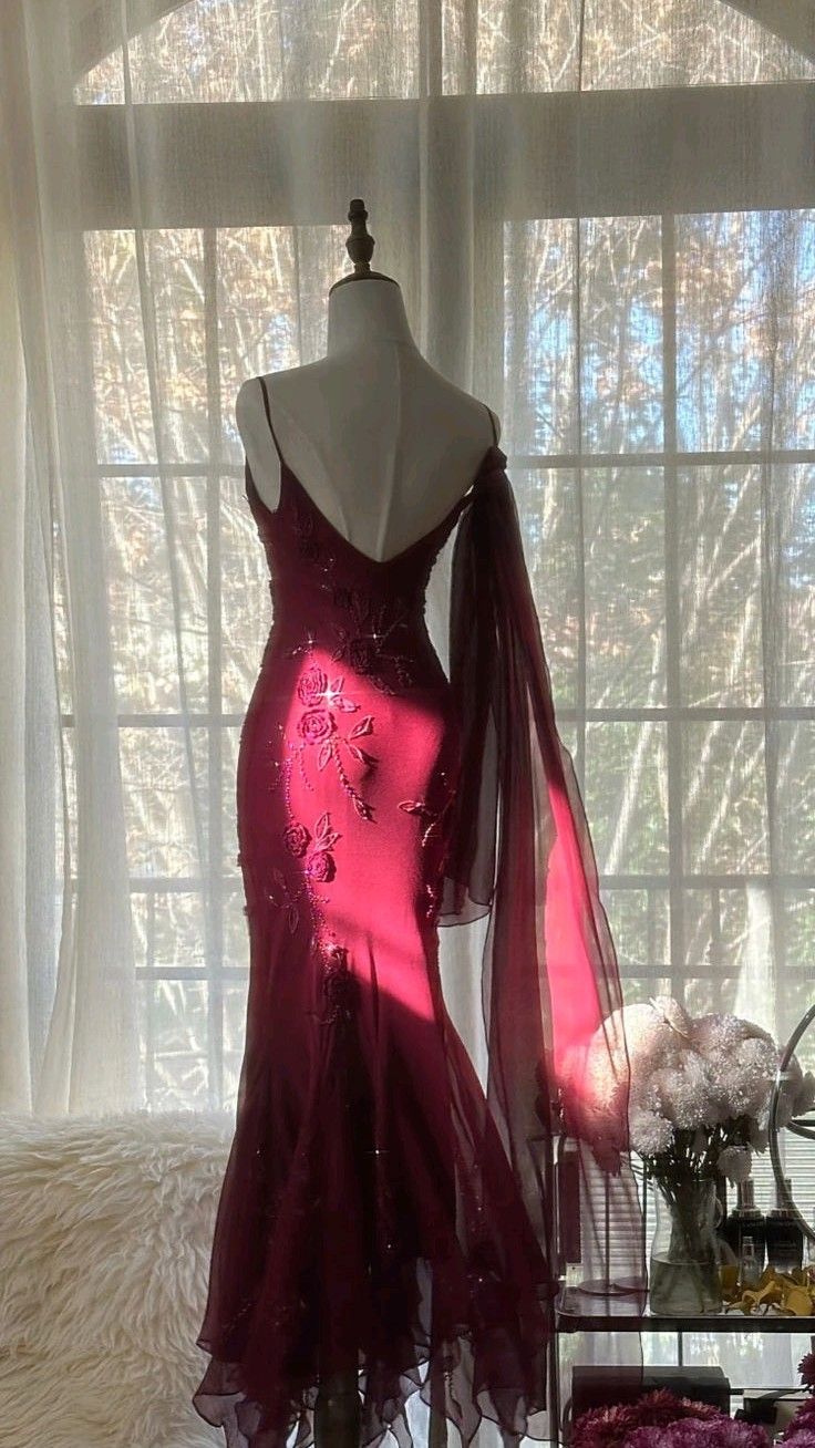 Mermaid Spaghetti Straps Burgundy Chiffon Prom Dresses Inspiration Trending Evening Gowns Formal Party