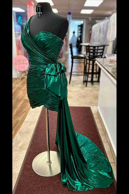 Metallic Green One Shoulder Ruched Short Homecoming Dress