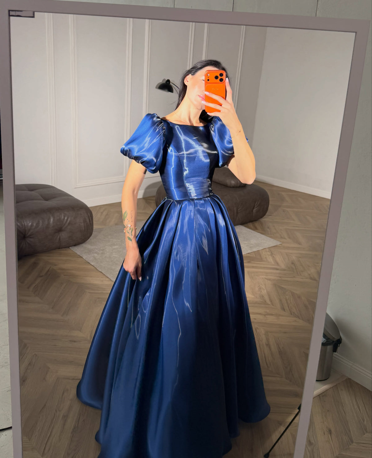 Glossy Royal Blue Evening Gown Puff Sleeves Formal Dress