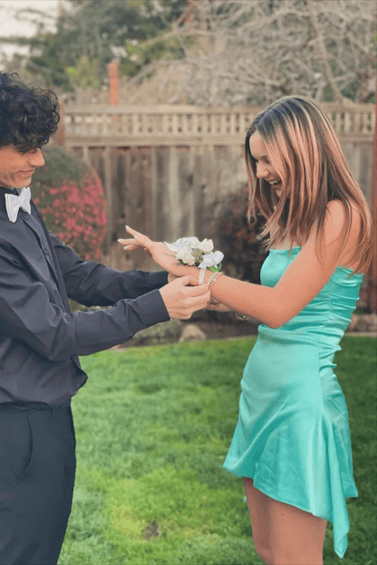 Pretty Cocktail Dresses for Juniors Strapless Hoco Dress