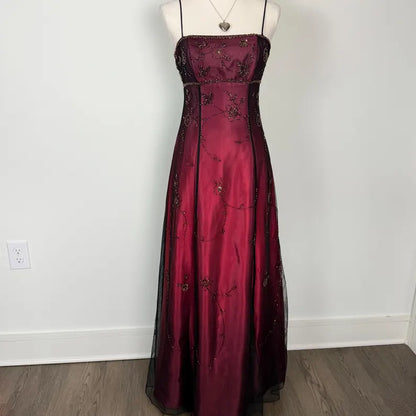 Burgundy Straps Exquisite Beaded Long Formal Dress Woman Party Dresses