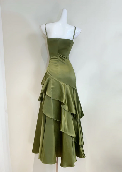 Elegant Green Long Prom Dress Ruffle Evening Gowns Open Back