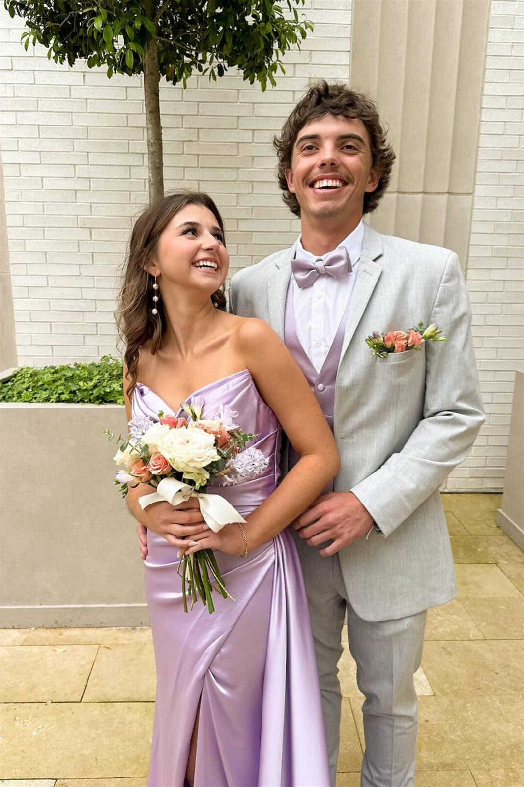 Lilac Prom Dress V Neck Ruched Fitted Formal Gown with Train