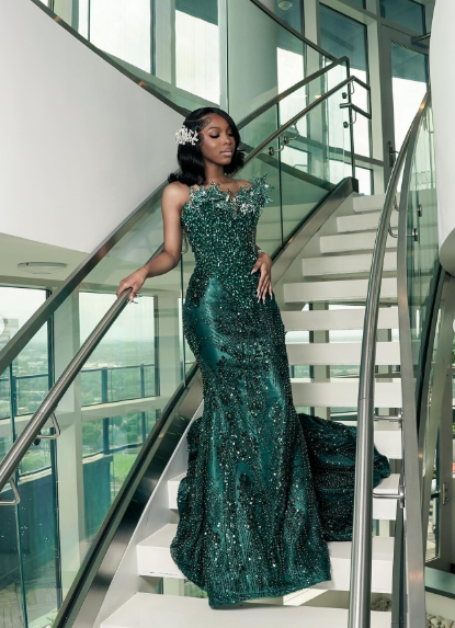 Sparkly One Shoulder Satin Evening Dress Emerald Green Mermaid Prom Dresses