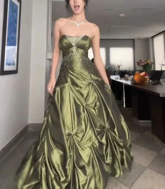 Forest Green Ball Gown Long Prom Dresses With Silver Beads Sweet Strapless Satin Evening Dress