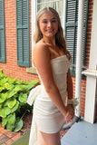 Cute White Tight Cocktail Dresses with Bow Birthday Party Gown