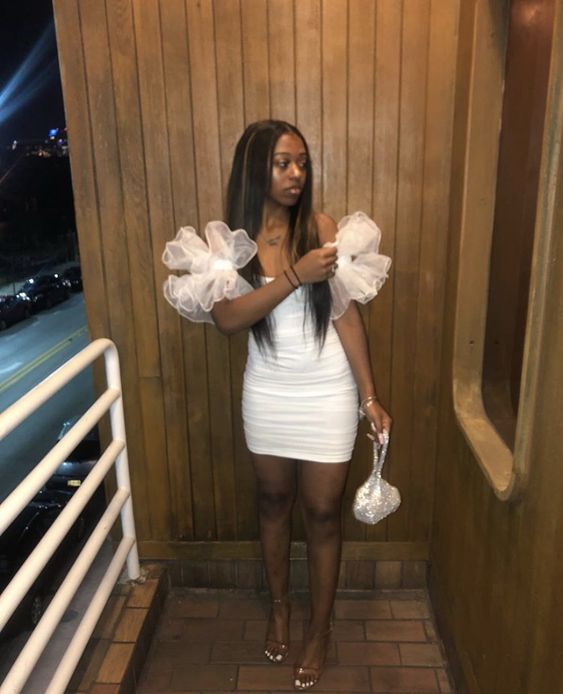 Black Girl 18th Birthday Outfits Tight White Homecoming Dress