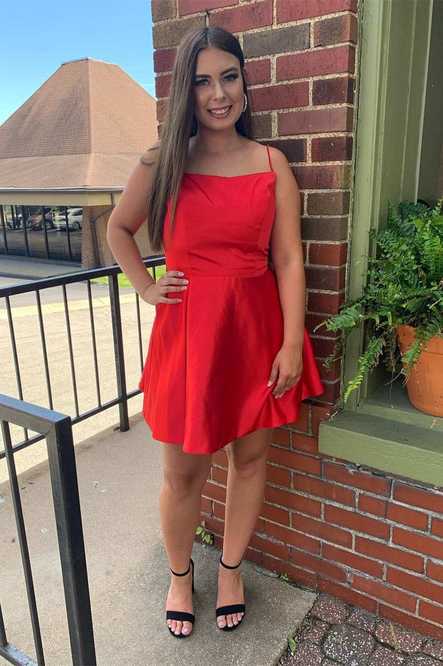 red-short-satin-cocktail-dresses