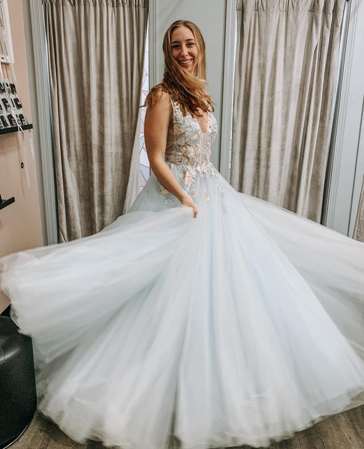 Floral Appliques Long Prom Dresses V-neck Graduation Gown GP112 – jkprom