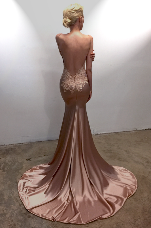 Low Backless Formal Evening Dresses Lace V-neckline